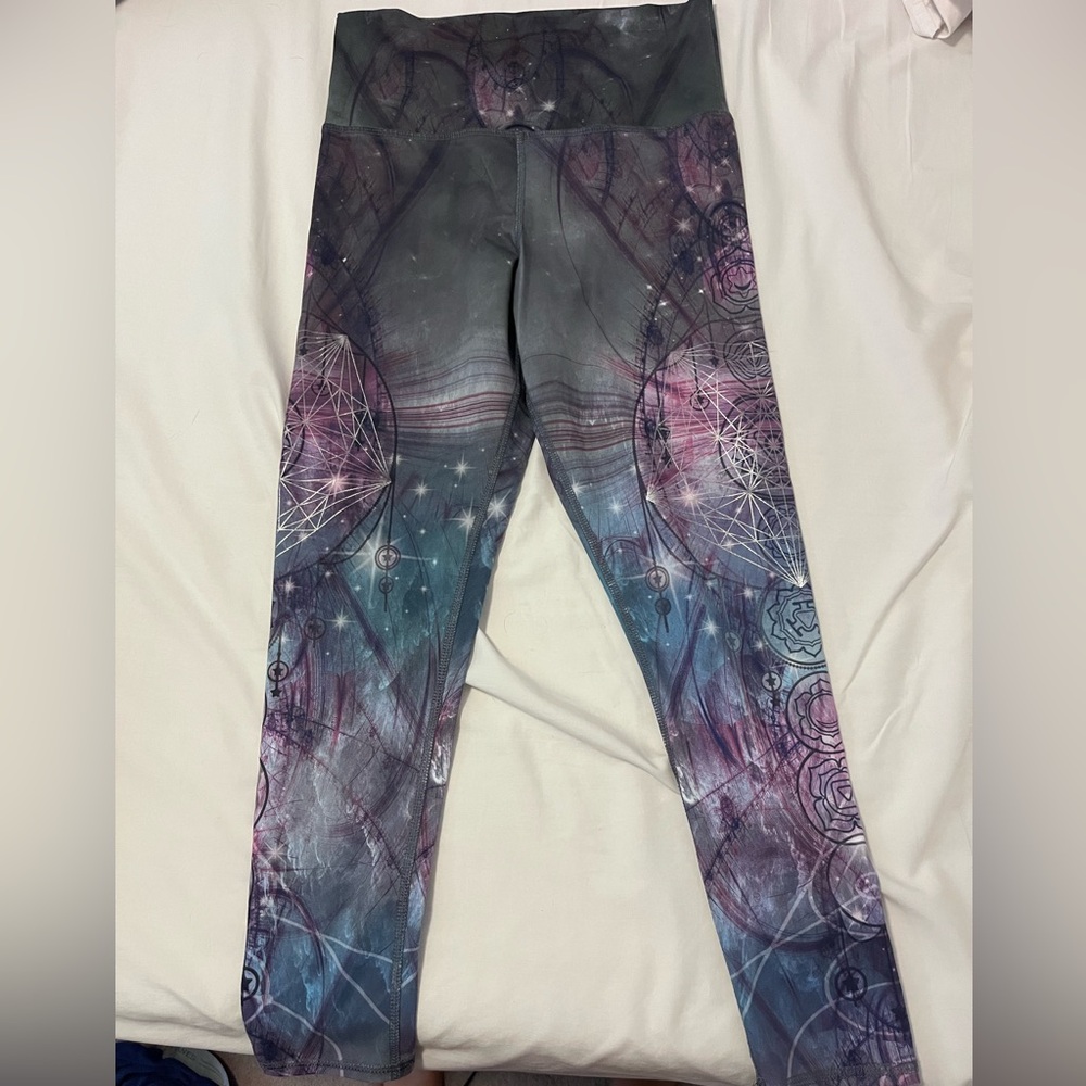 Evolution and Creation Medium Leggings